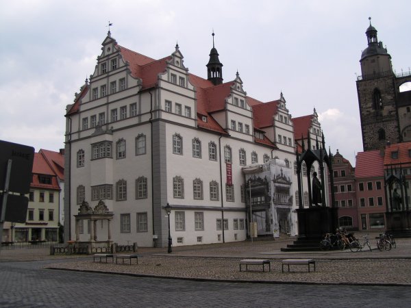 zur&uuml;ck zur Seite
