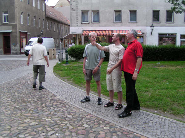 zur&uuml;ck zur Seite