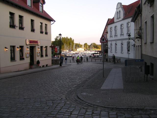 Zur&uuml;ck